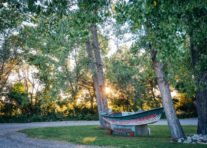 The Kingfisher Lodging Experience​ at the Bighorn River Montana 2