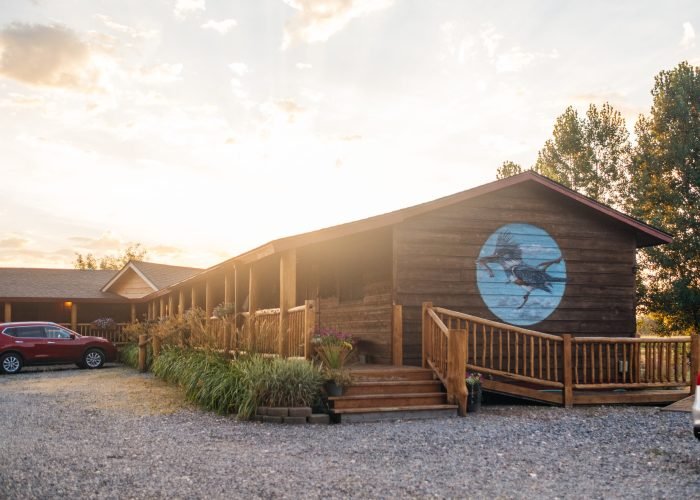 The Kingfisher Lodging Experience​ at the Bighorn River Montana 1